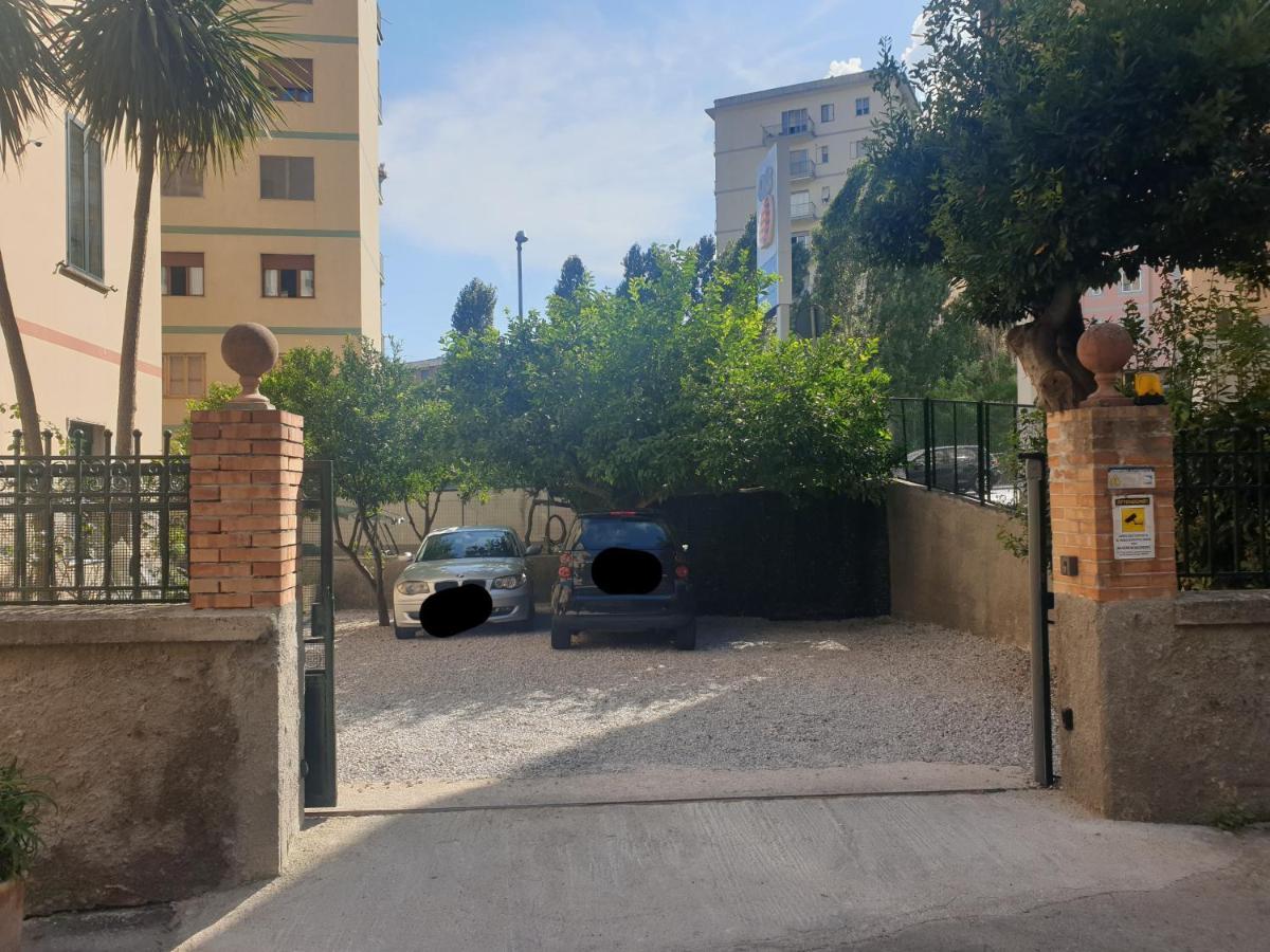סלרנו Doralice Comfort House Free Private Parking מראה חיצוני תמונה