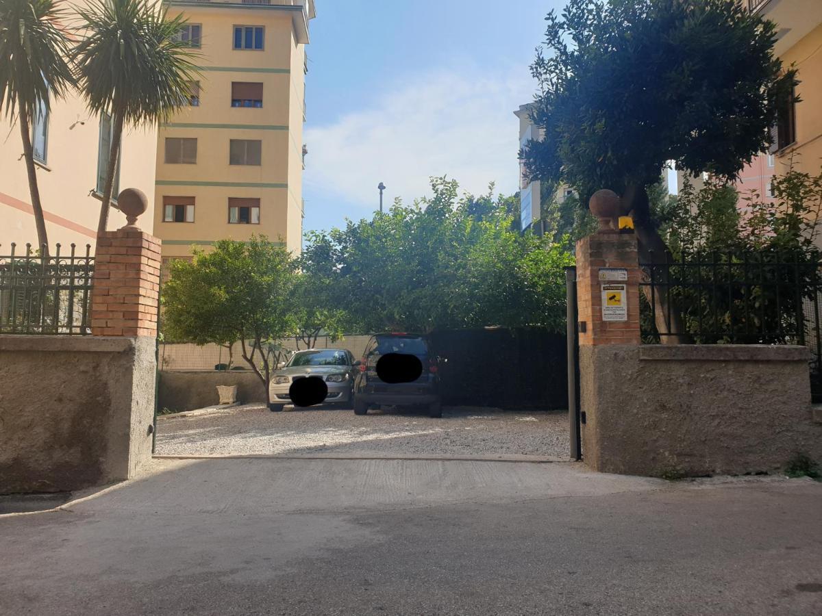 סלרנו Doralice Comfort House Free Private Parking מראה חיצוני תמונה